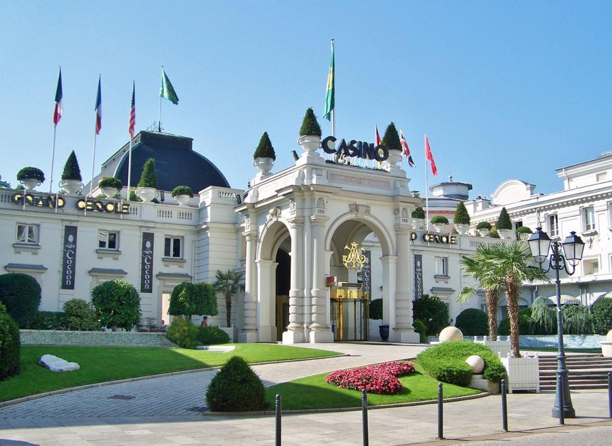Victoria Spa, Au Coeur Du Centre-ville Hammam -wifi -grand Lit Double Queen Size 160x200cm Apartment *